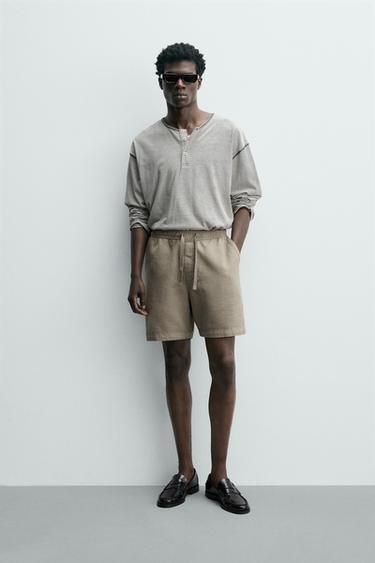 SHORT REGULAR FIT STRUCTURÉ - Vison de Zara