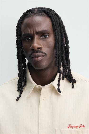 CHEMISE À CARREAUX AVEC INSCRIPTION BRODÉE - Écru de Zara - Image 4