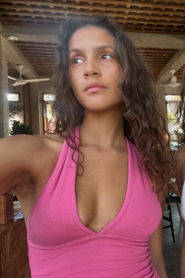 ТОП ІЗ КОМІРОМ ХАЛЬТЕР ІЗ КРЕПУ - Рожевий/бузковий Zara