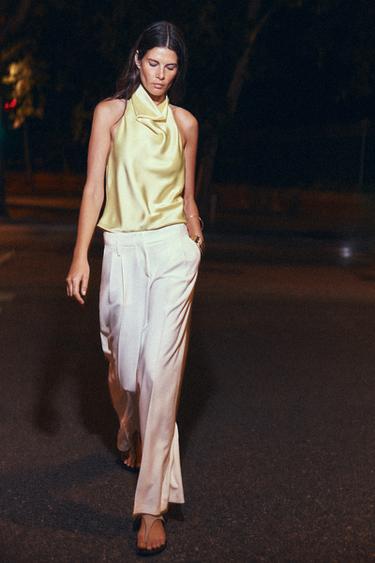 Zara SATIN EFFECT HALTER TOP - Light yellow