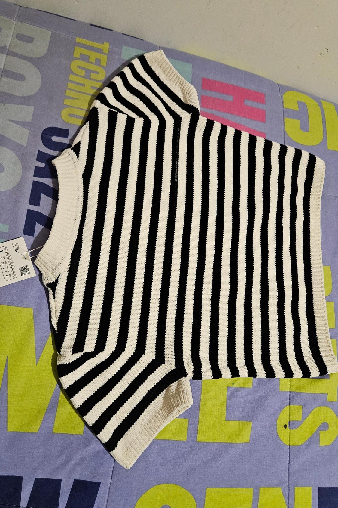 CHENILLE TOP - Image 4
