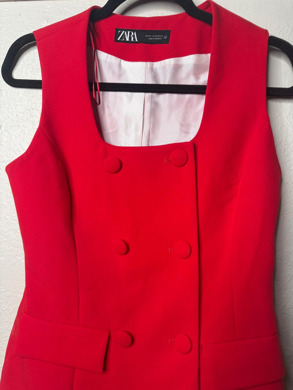 LINED BUTTON VEST - Image 2