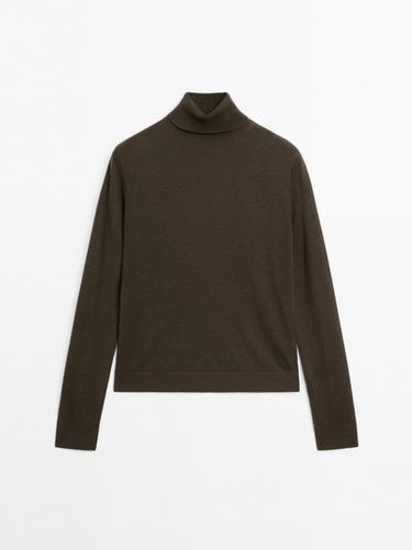 Jersey cuello alto con lana - Verdoso de Zara