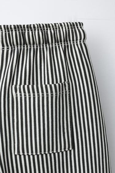 PANTALON EN MOLLETON À RAYURES - Écru / Noir de Zara - Image 3