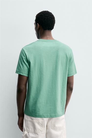 T-SHIRT REGULAR FIT POCHE PIÈCE - Vert menthe de Zara - Image 3