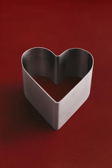 HEART COOKIE MOULD - Steel by Zara