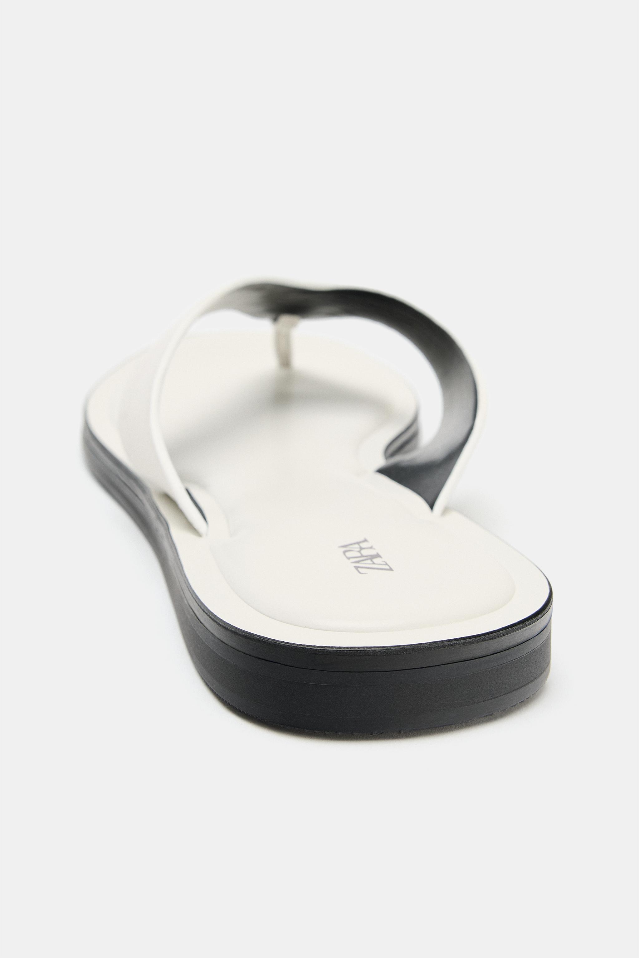 FLAT LEATHER SANDALS