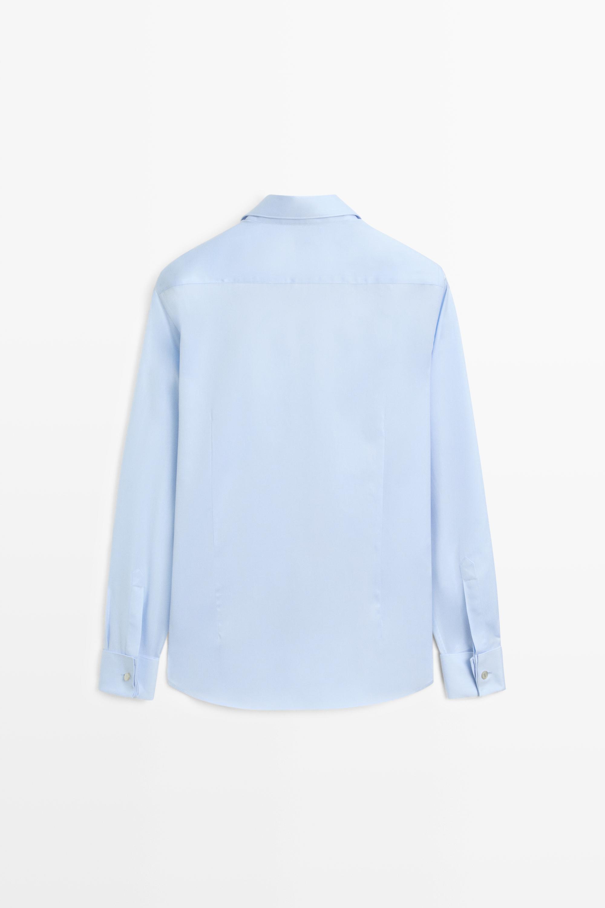 Slim fit 100% cotton shirt with double cuffs