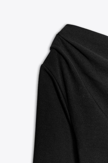 ASYMMETRIC SOFT T-SHIRT - Black by Zara - Image 5