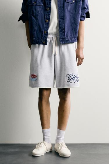 BERMUDASHORTS MIT STICKEREI UND PATCHES - Grau meliert von Zara