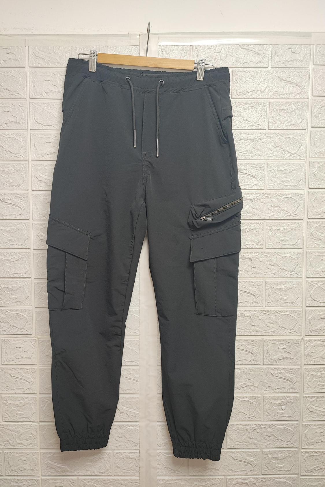 TECHNICAL CARGO TROUSERS