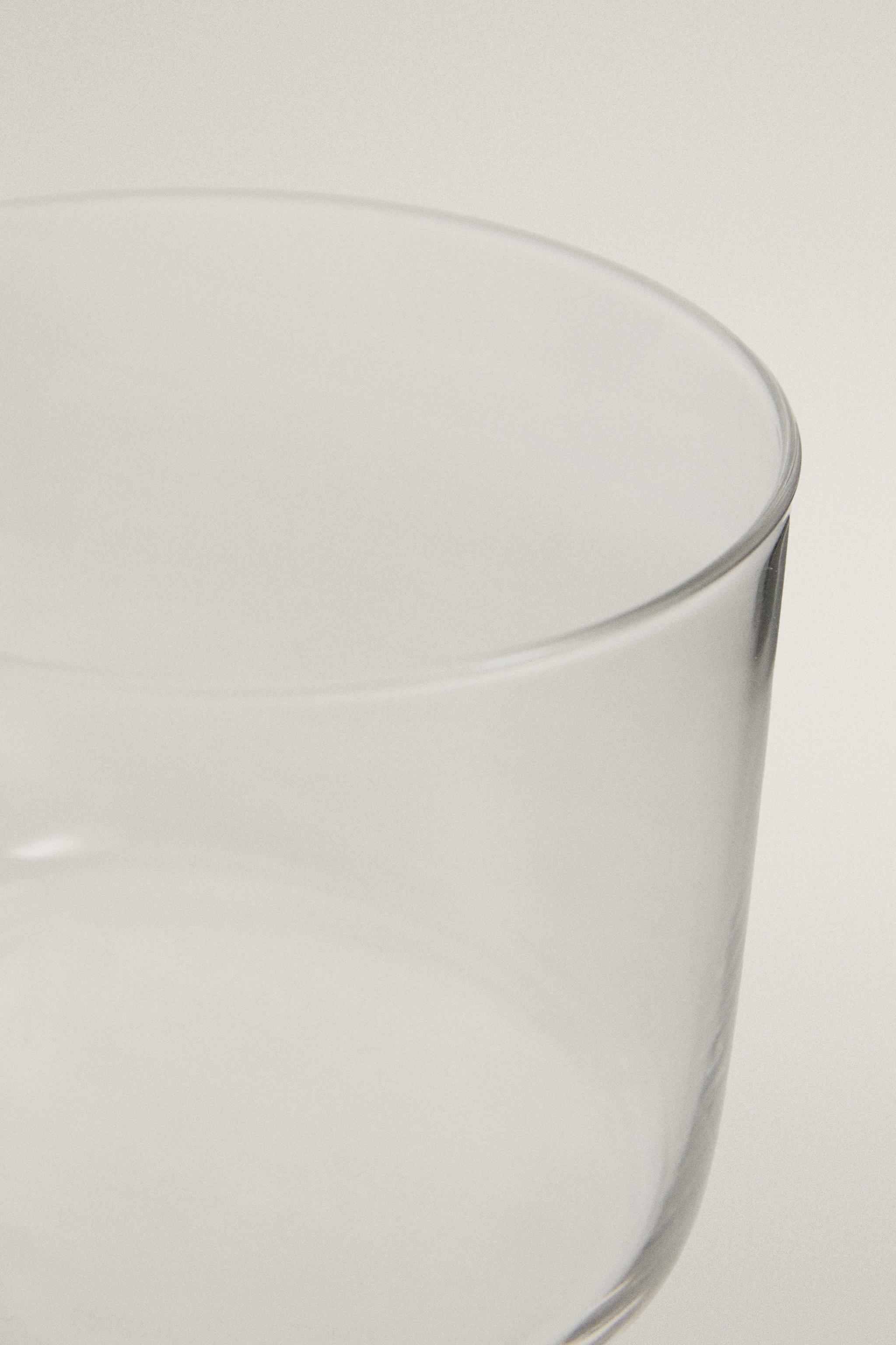 SET OF SHORT GLASS TUMBLERS (SET OF 4) — Transparent