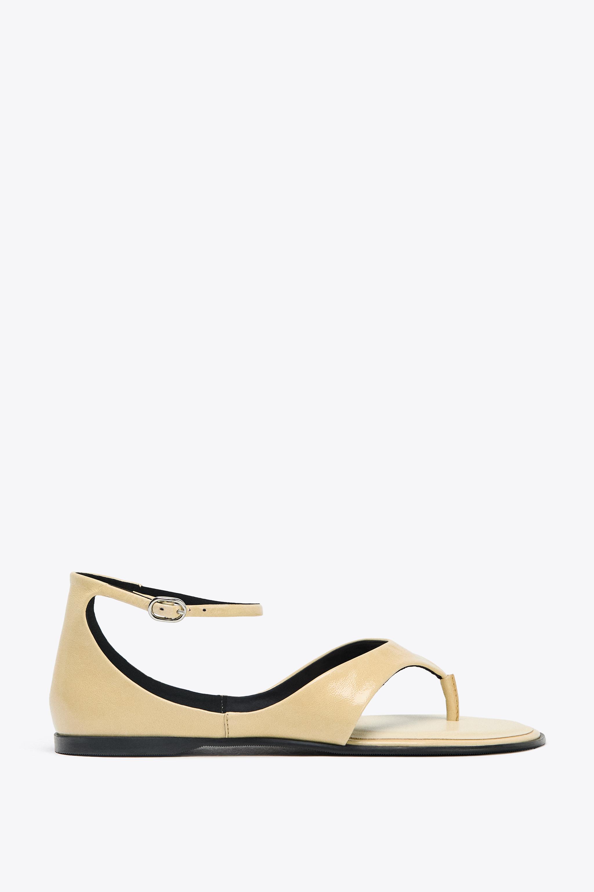 ZARA 大人気　完売品　クリア　ホワイトサンダル24.5cm♡新品未使用 ホワイトサンダル - レディース | ZARA 日本