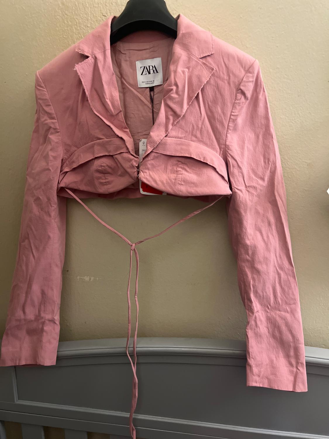 STITCH DETAIL CROPPED BLAZER