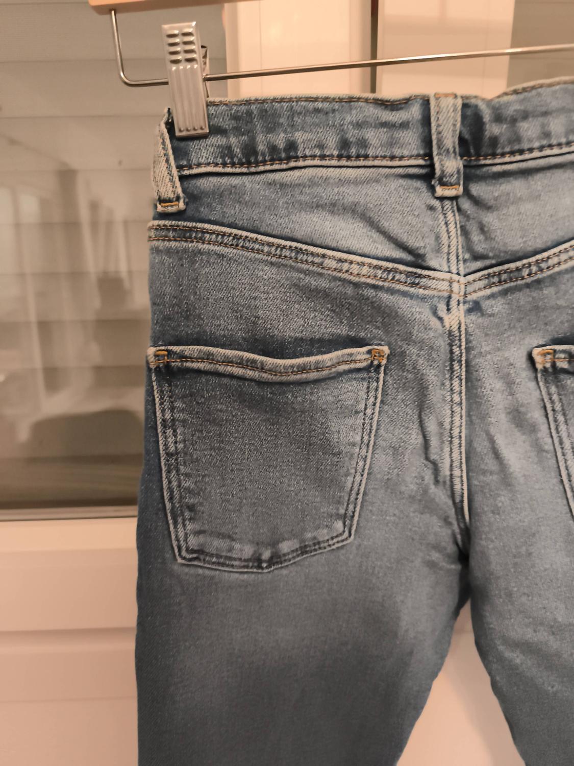 JEANS - Image 3