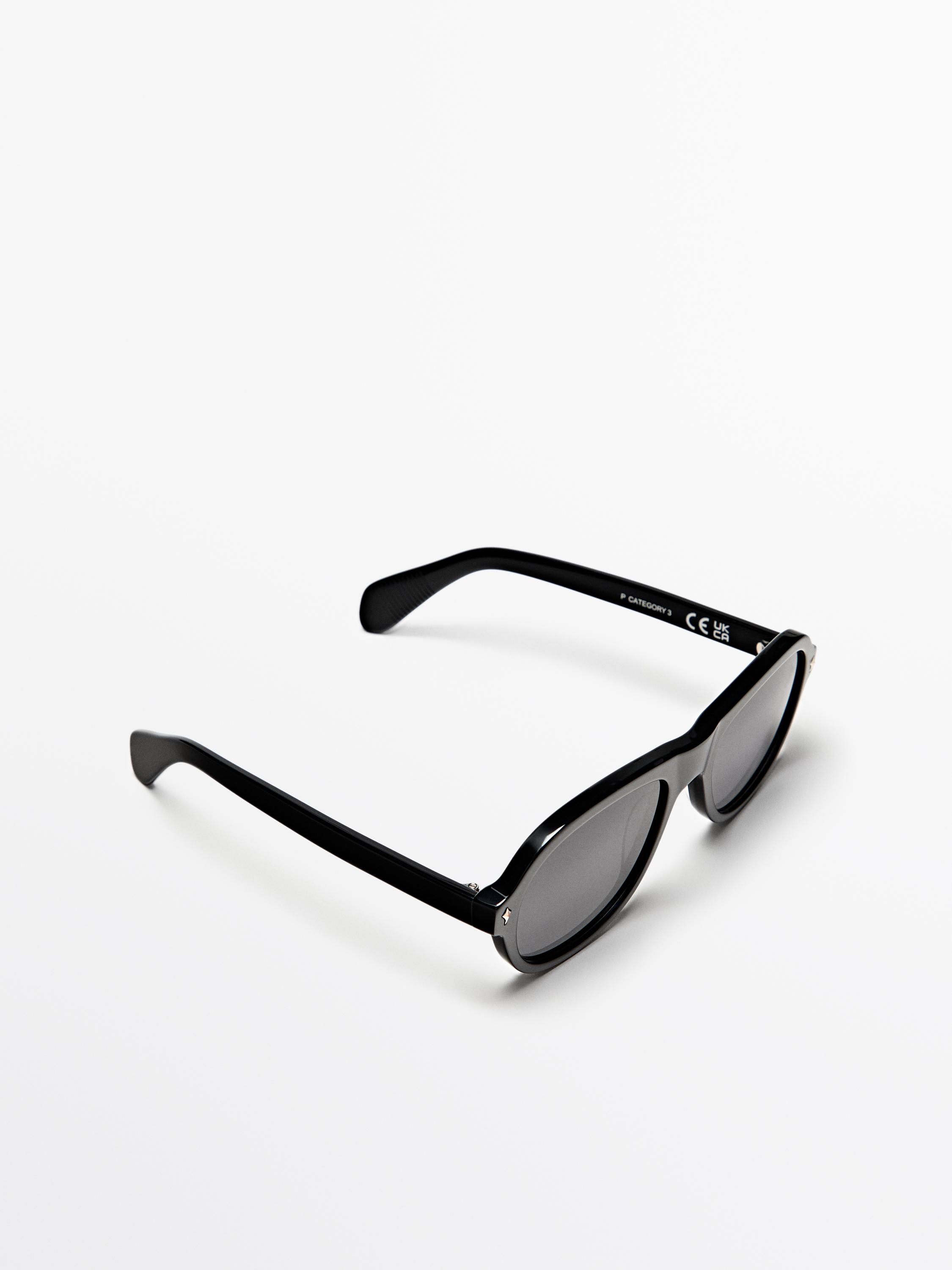Aviator sunglasses — Black