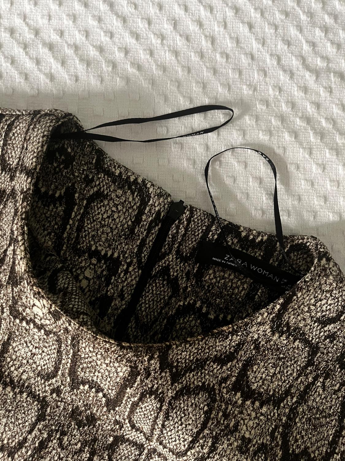 SNAKESKIN PRINT JACQUARD DRESS - Image 5