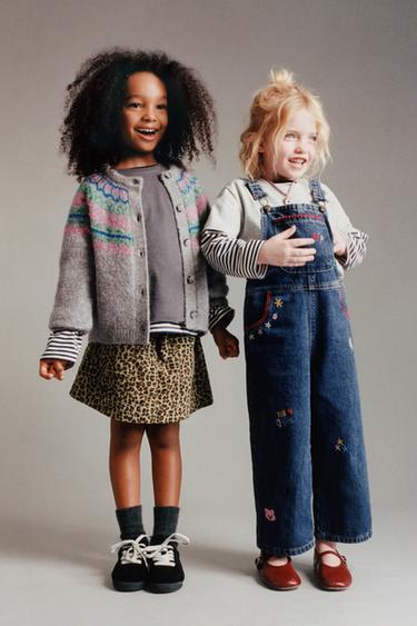 CONTRAST EMBROIDERED DENIM DUNGAREES - Blue by Zara