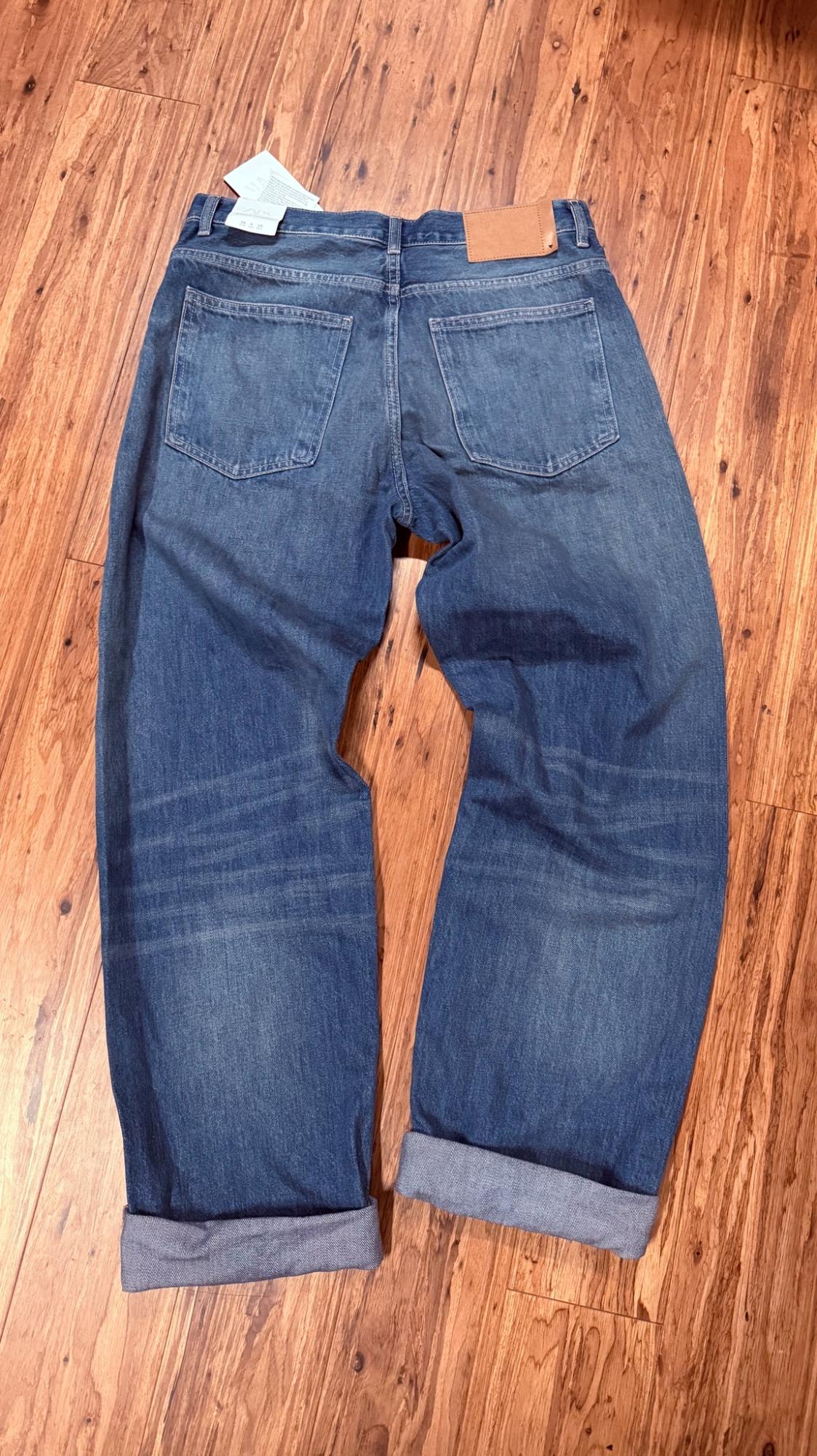 TRF LOW RISE BAGGY TAPERED JEANS - Image 2