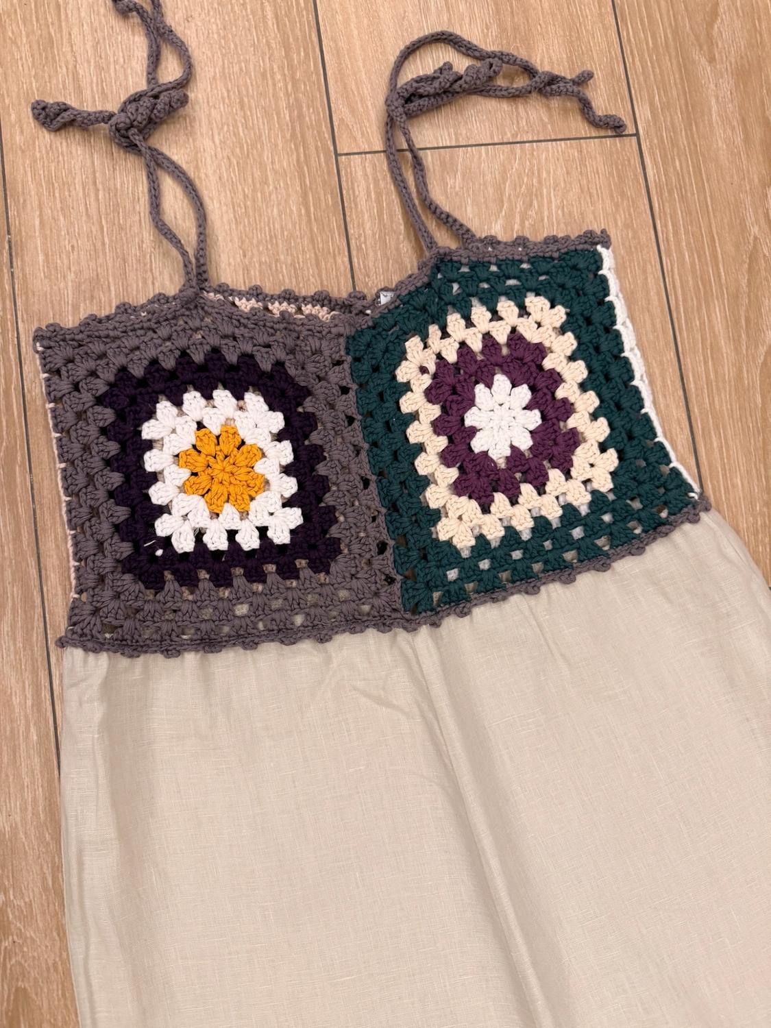 KNIT WAISTCOAT TOP WITH BACK TAB - Image 3