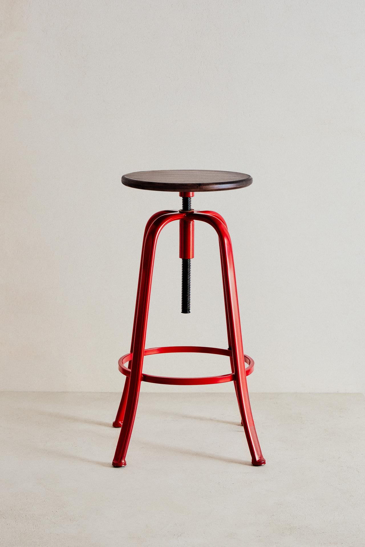 WOOD AND METAL SWIVEL STOOL — Red