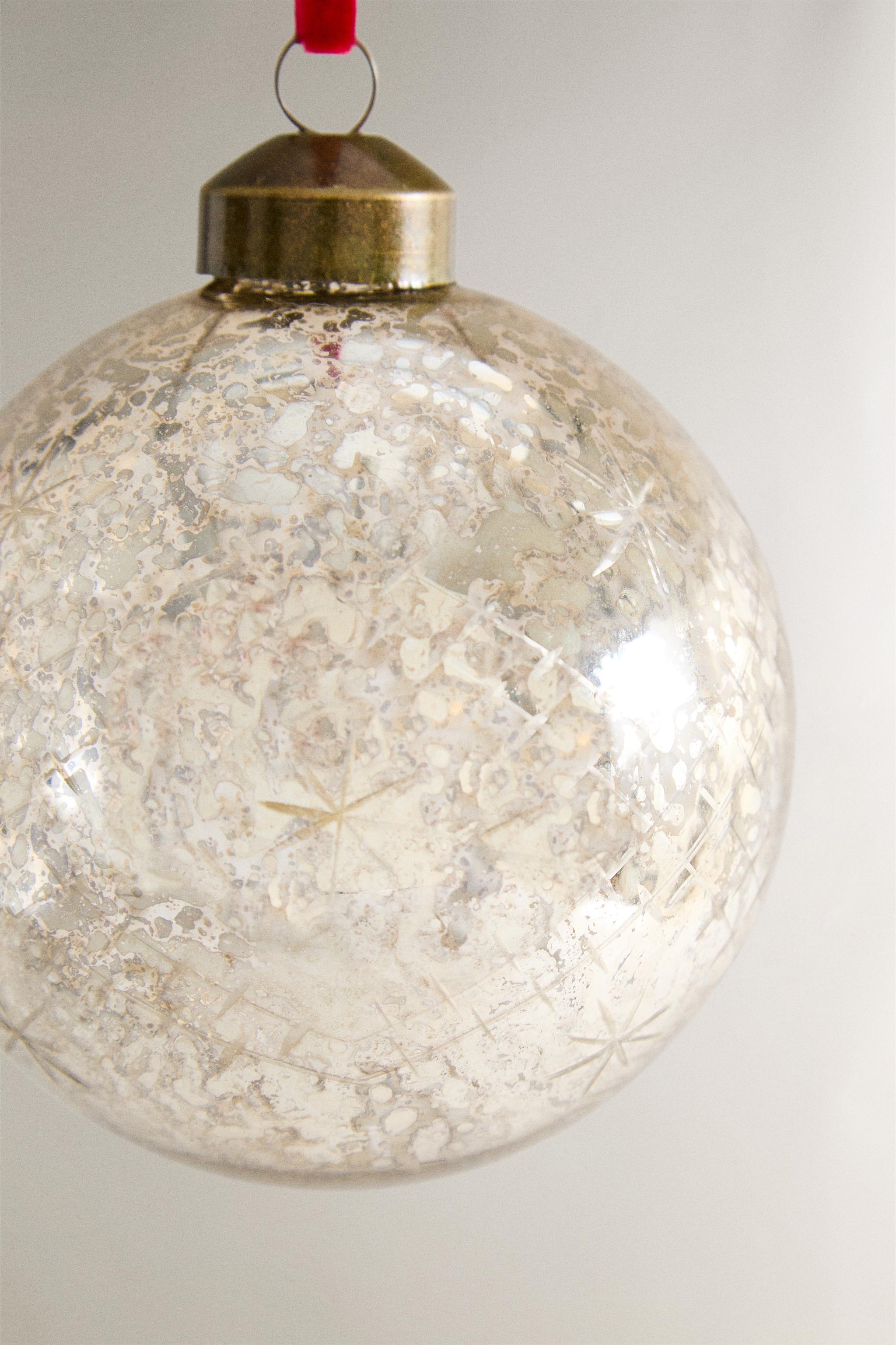 CHRISTMAS TREE CRACKLED BALL ORNAMENT