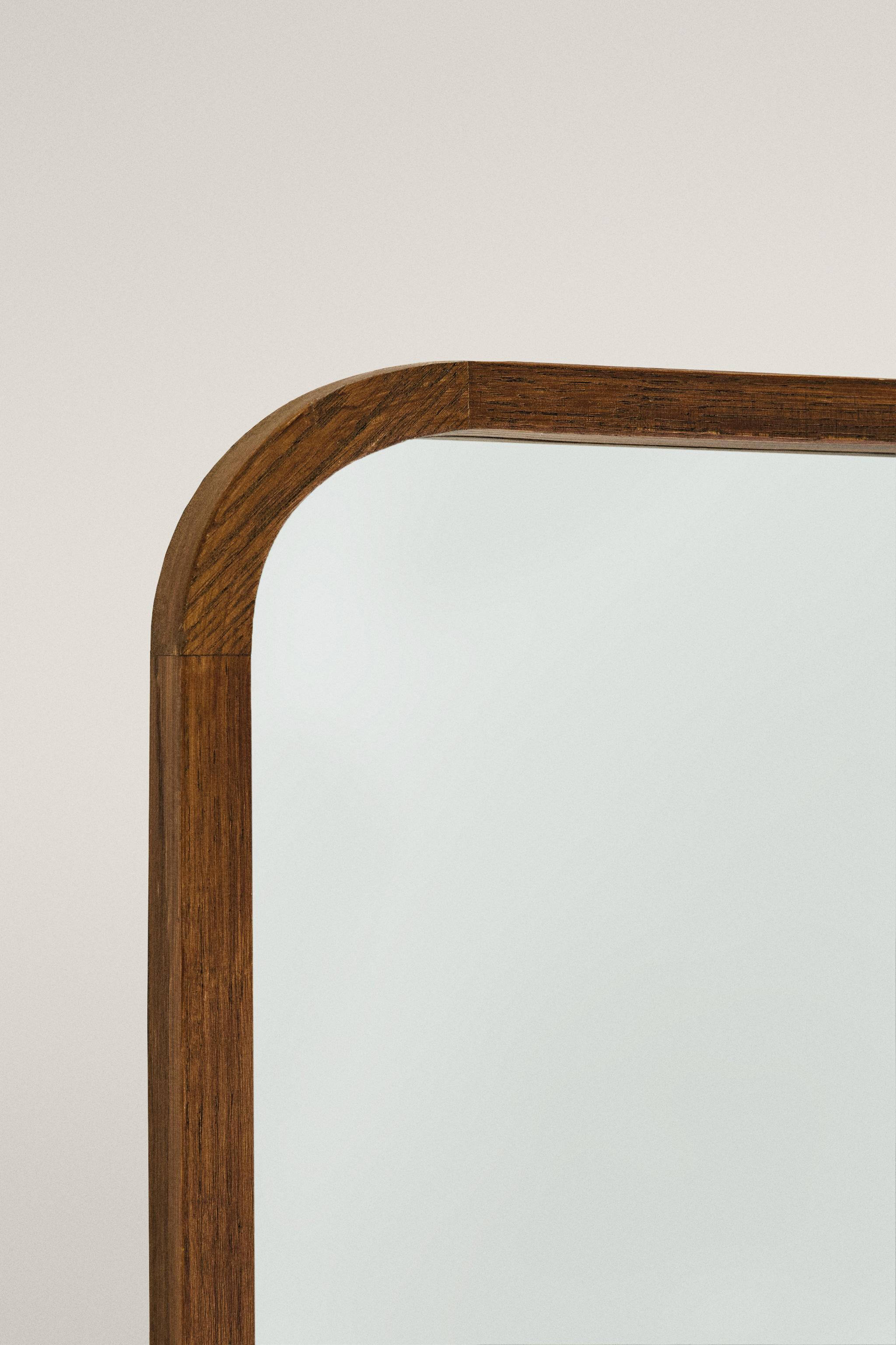 ROUND BORDER HANGING FULL LENGTH MIRROR