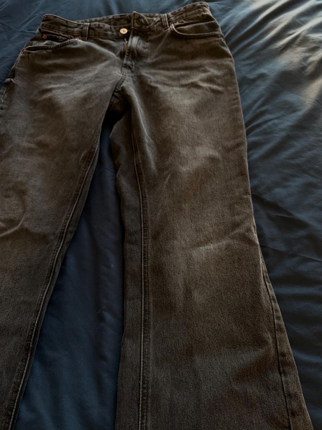 FLARE FIT JEANS - Image 3