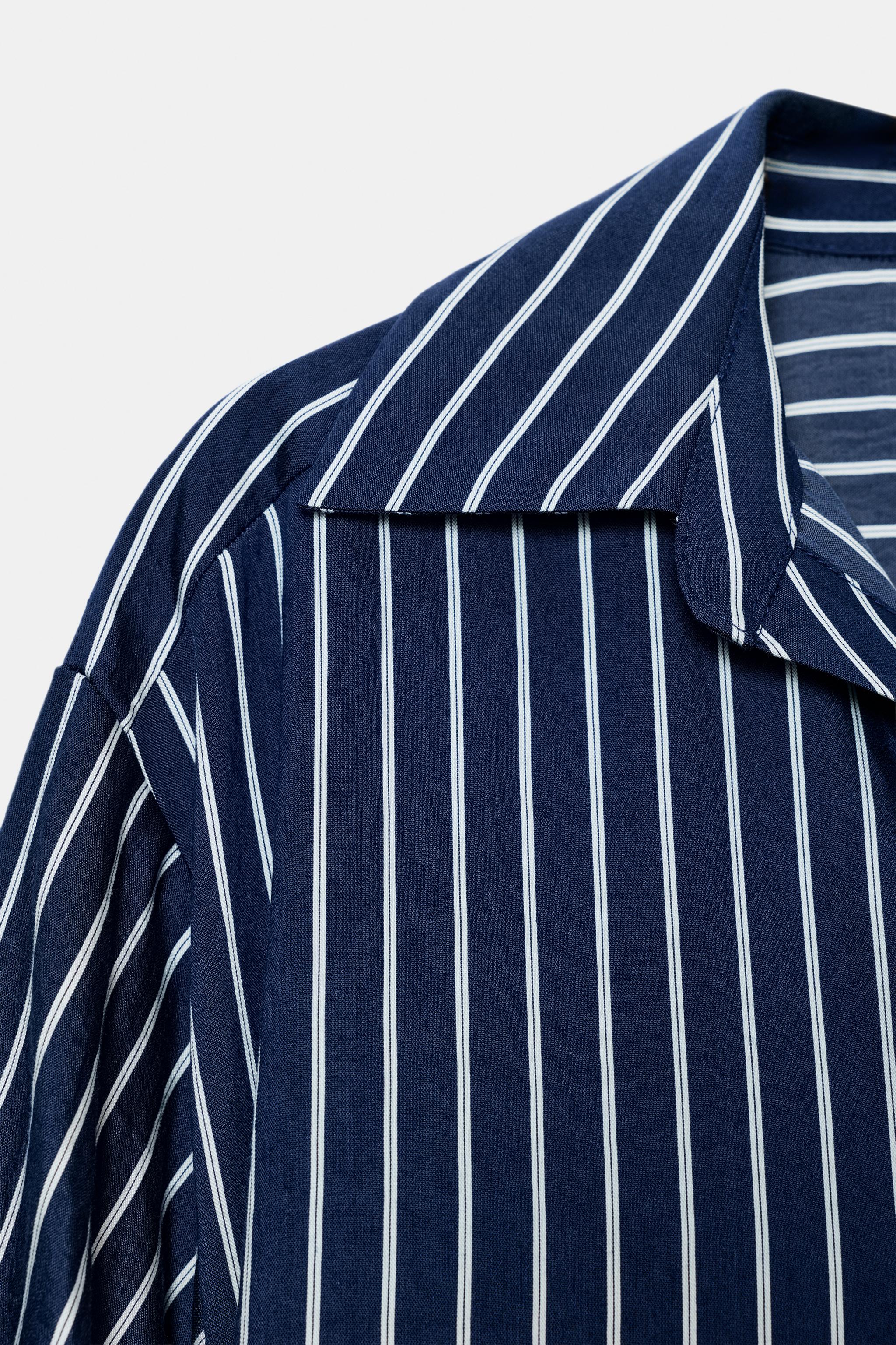 CHEMISE À RAYURES ET MANCHES BOUFFANTES