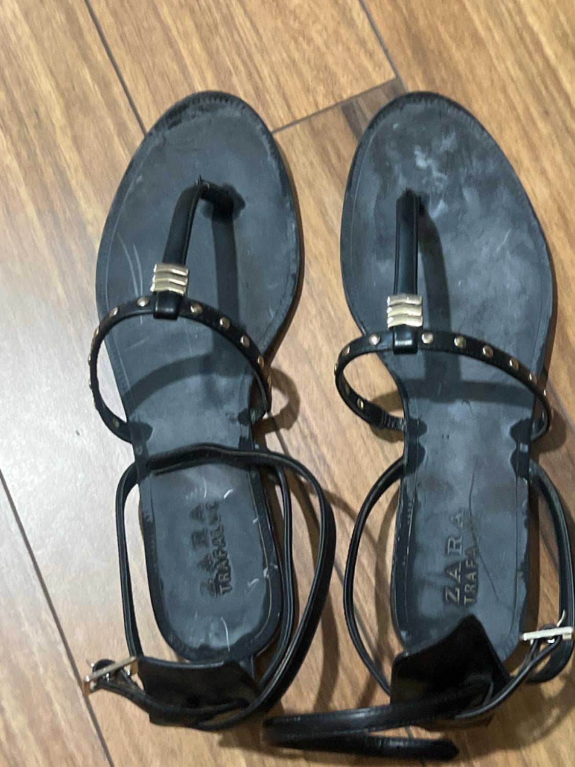 BLANK SANDALS WITH GOLD STUDS - Image 5