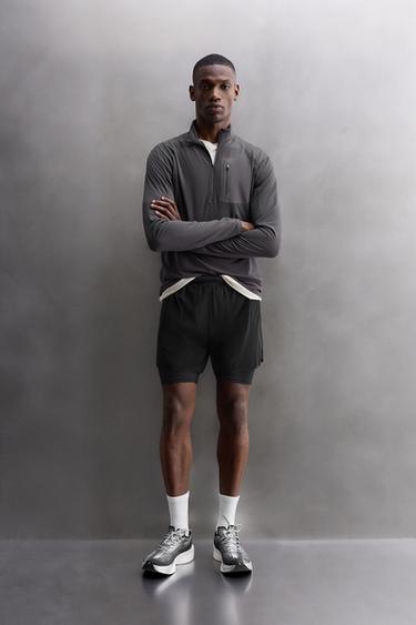 TECHNICAL QUARTER-ZIP T-SHIRT - Dark purple by Zara