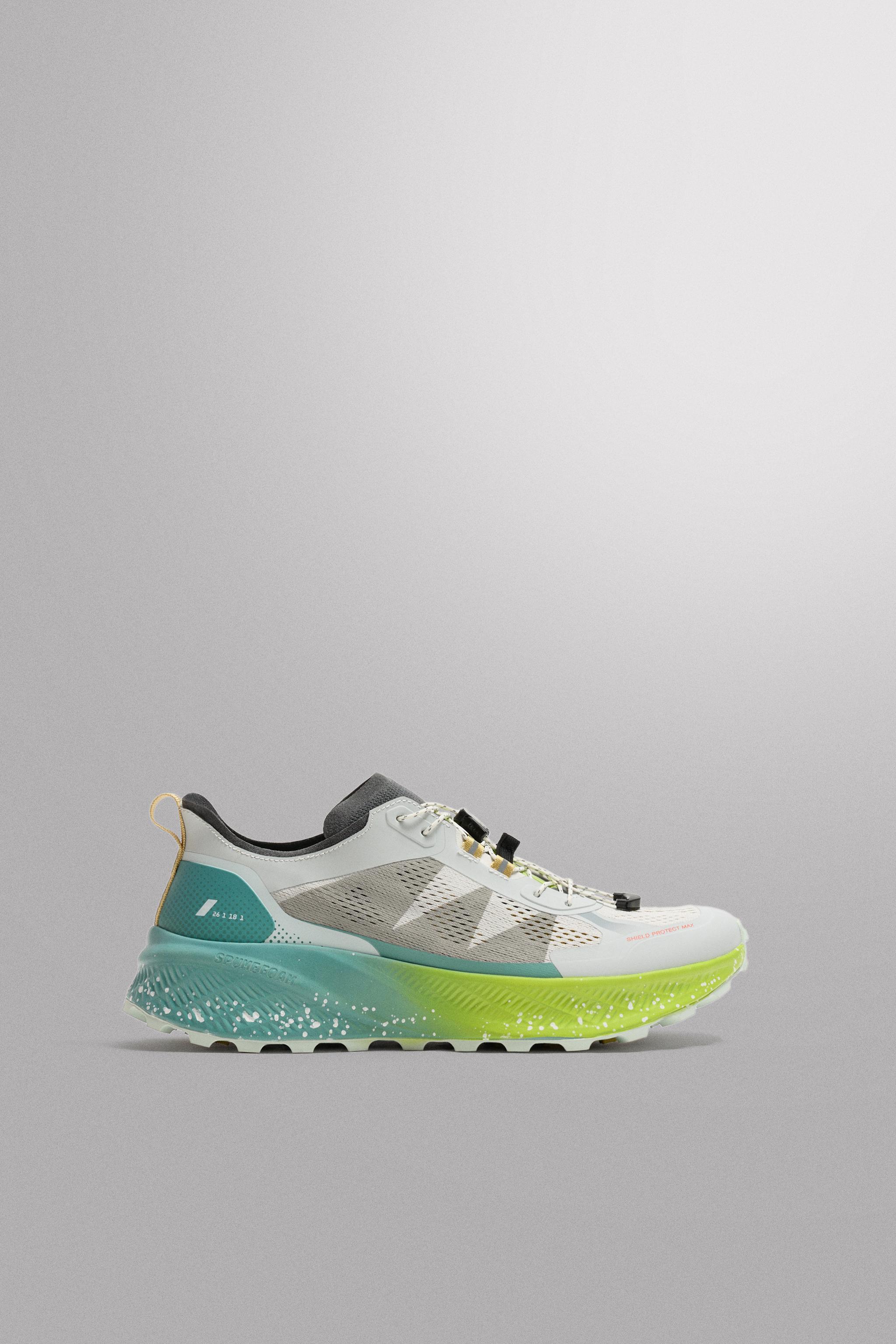 RUNNING SHOES - Gray | ZARA Canada