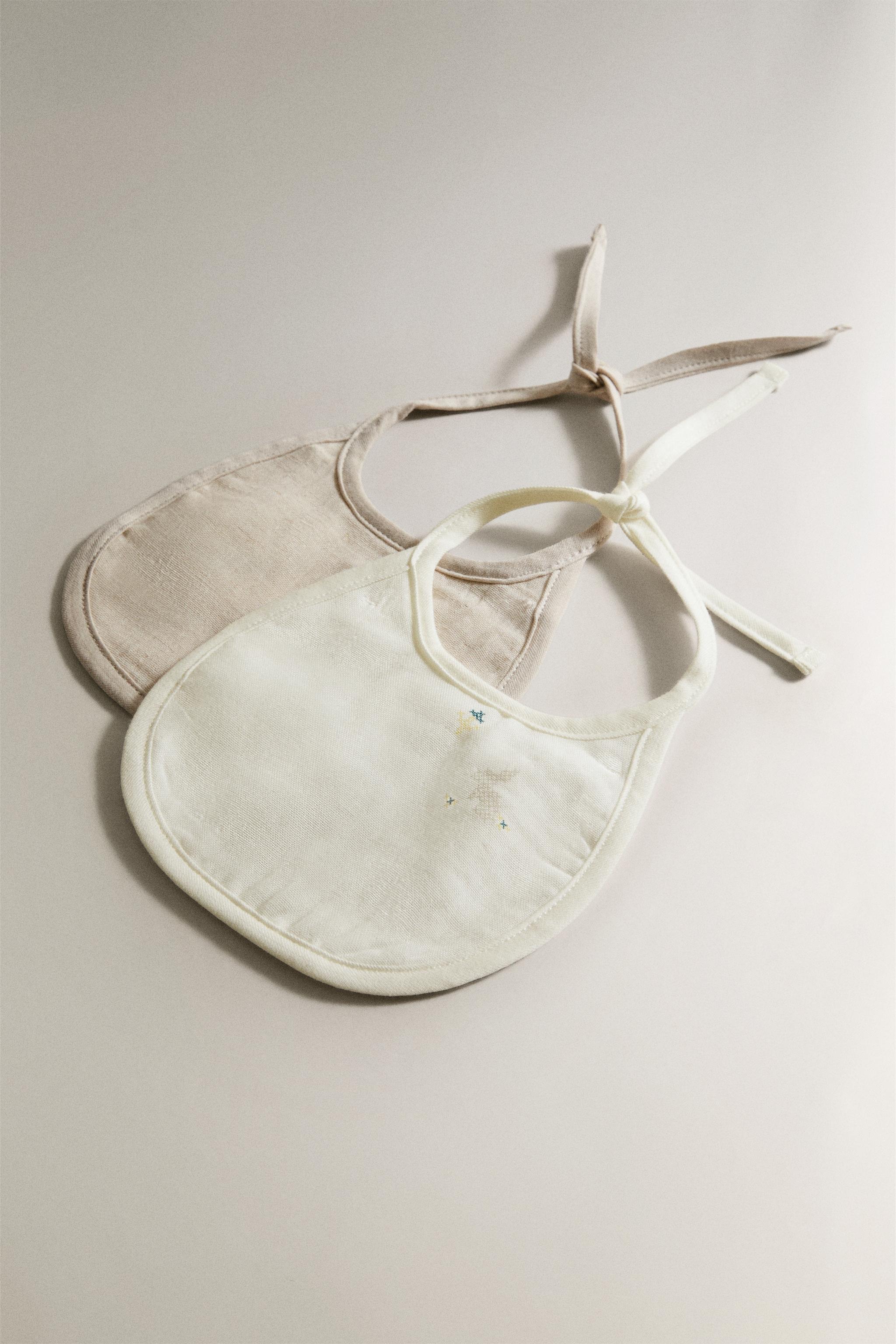 BABY EMBROIDERED BIBS (PACK OF 2) — Ecru