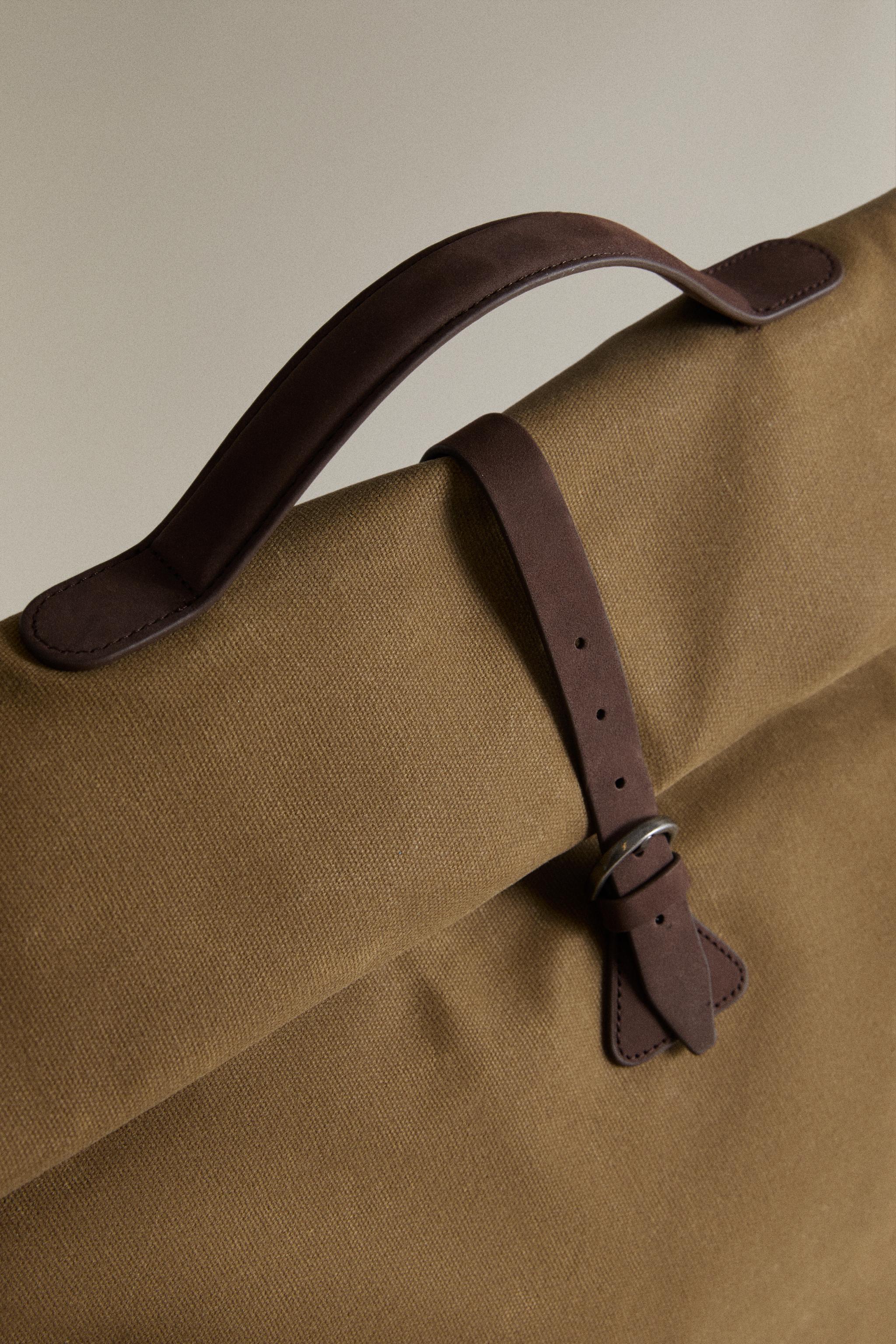 WAXED COTTON AND LEATHER COOLER