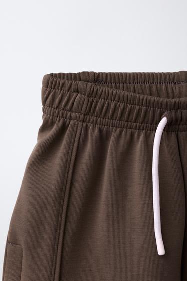 BERMUDA TEXTO CON MODAL - Marrón de Zara