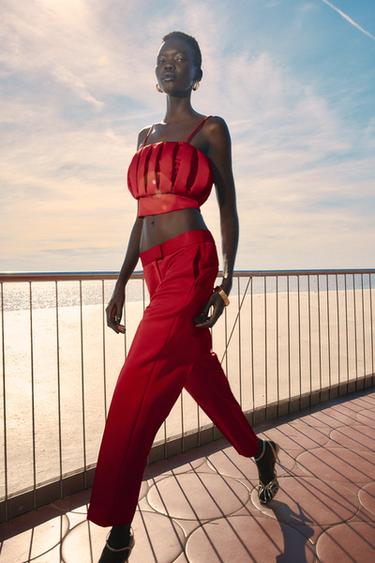 PANTALÓN SLIM TIRO ALTO - Rojo de Zara