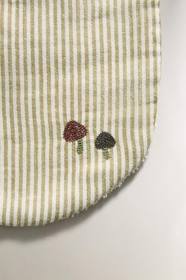 STRIPED MUSLIN BABY BIB - Green / Ecru by Zara - Image 1
