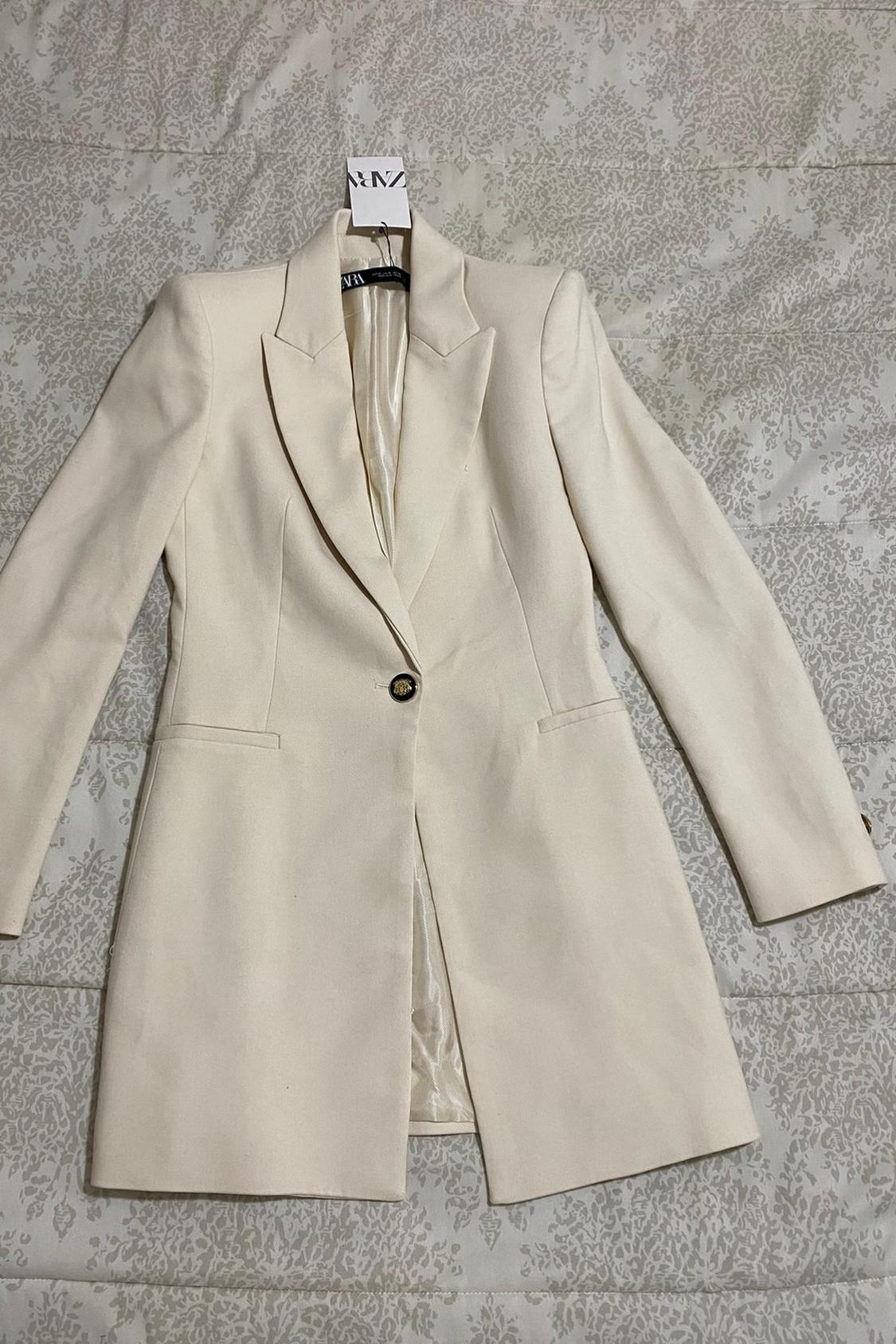 LONG BLAZER WITH SHOULDER PADS