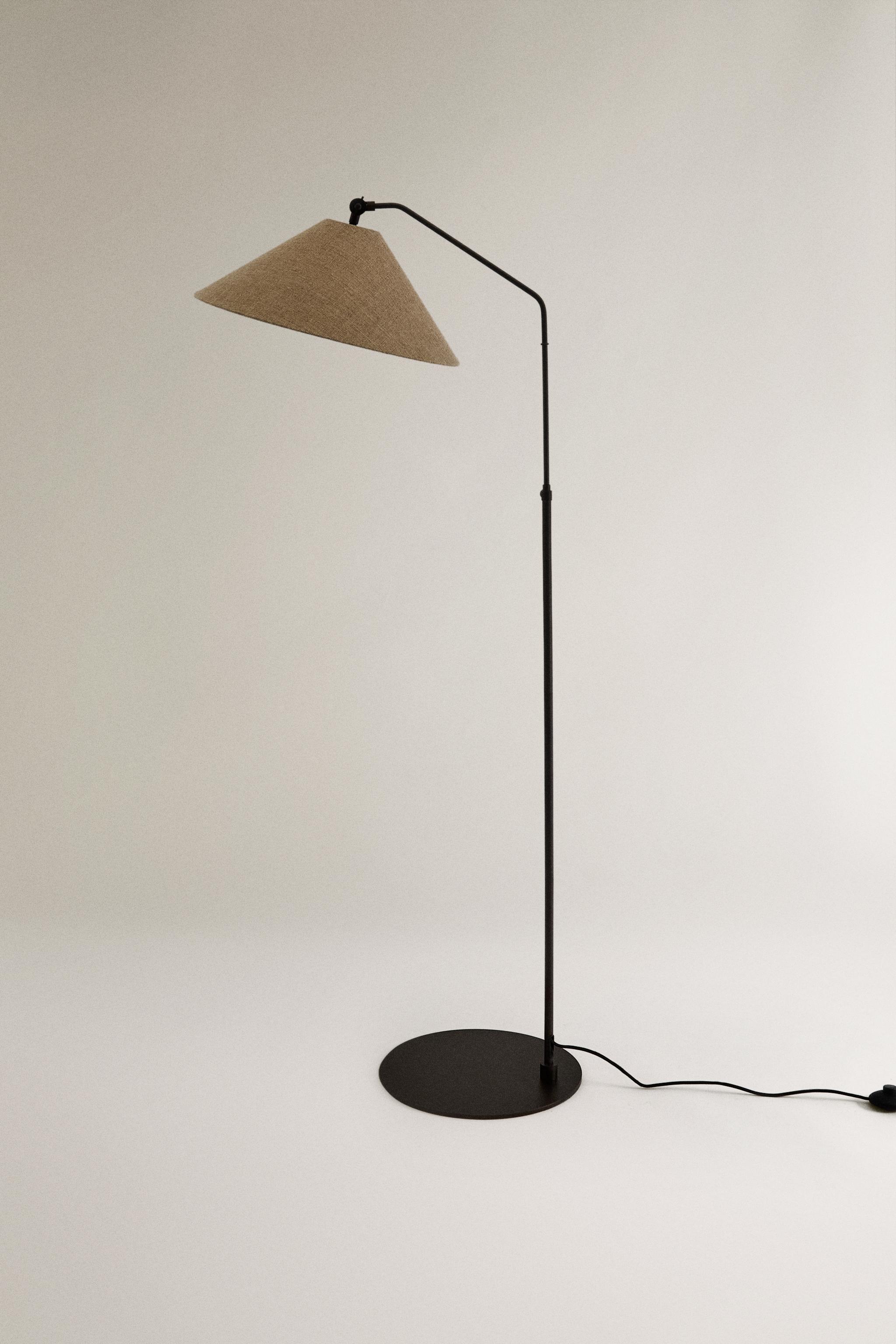 47132047052-e1.jpg?ts=