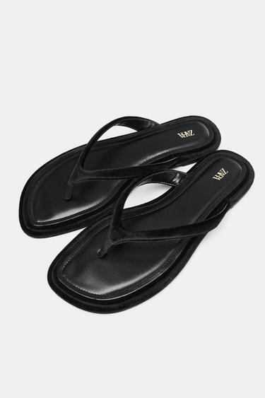VELVET-EFFECT FLAT SANDALS - Black by Zara