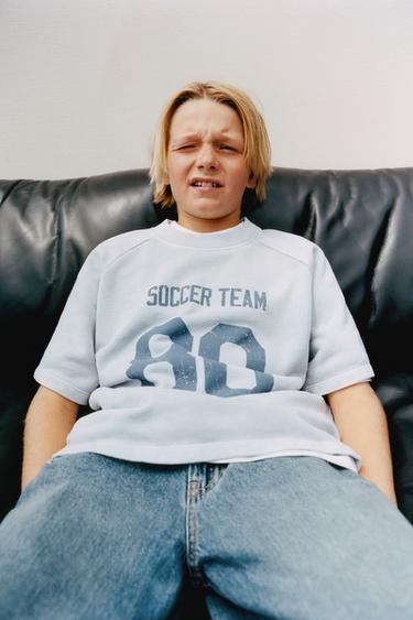 ÁO PHÔNG IN HỌA TIẾT TAY RAGLAN - Xanh dương từ Zara