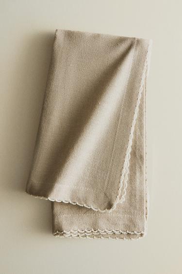 PACK OF SCALLOPED NAPKINS (PACK OF 2) - Light beige by Zara