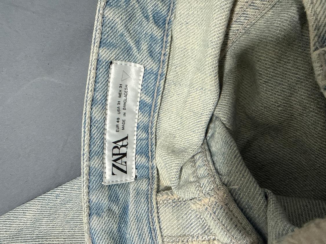 SLIM CROPPED-FIT JEANS - Image 3
