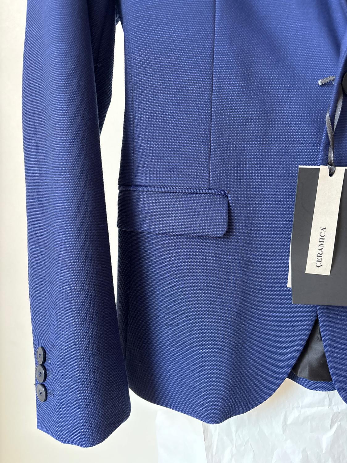 EASY CARE WRINKLERESISTANT BLAZER - Image 5