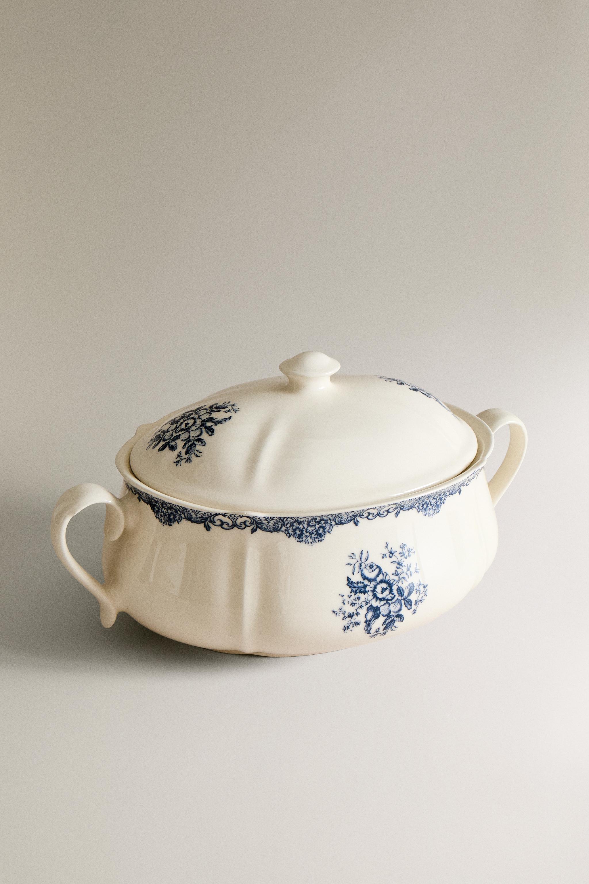 FLORAL EARTHENWARE TUREEN — Blue