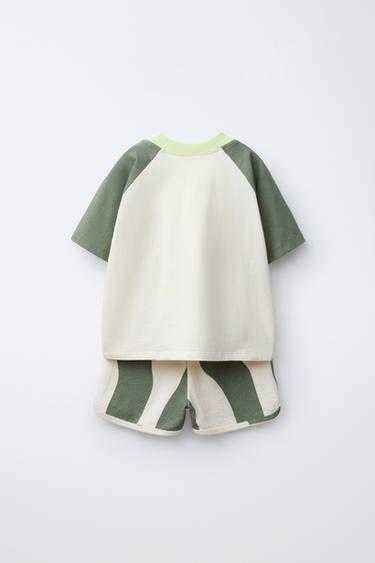 ENSEMBLE T-SHIRT COLORBLOCK ET BERMUDA ONDULÉ - Vert de Zara - Image 2