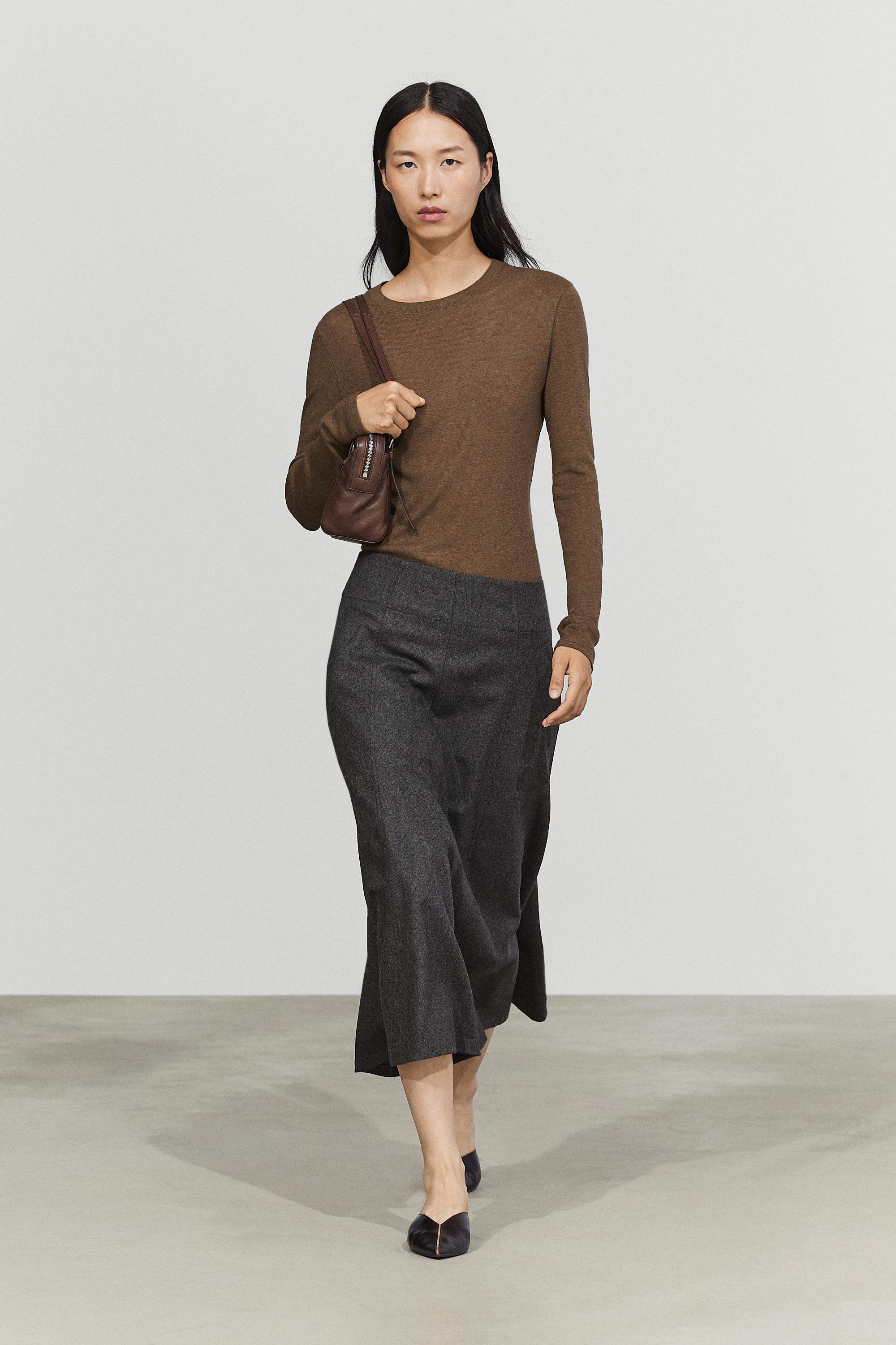 Flared midi skirt with pocket detail