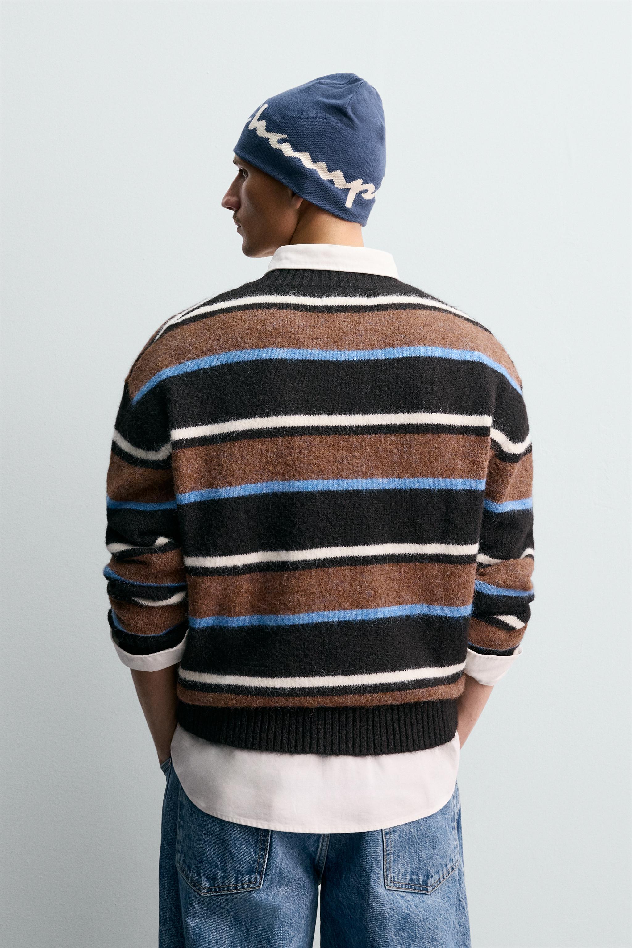 ZARA チャンピオンコラボ ストライプ柄パッチセーターM新品タグ付き ZARA チャンピオンコラボ ストライプ柄パッチセーターM新品タグ