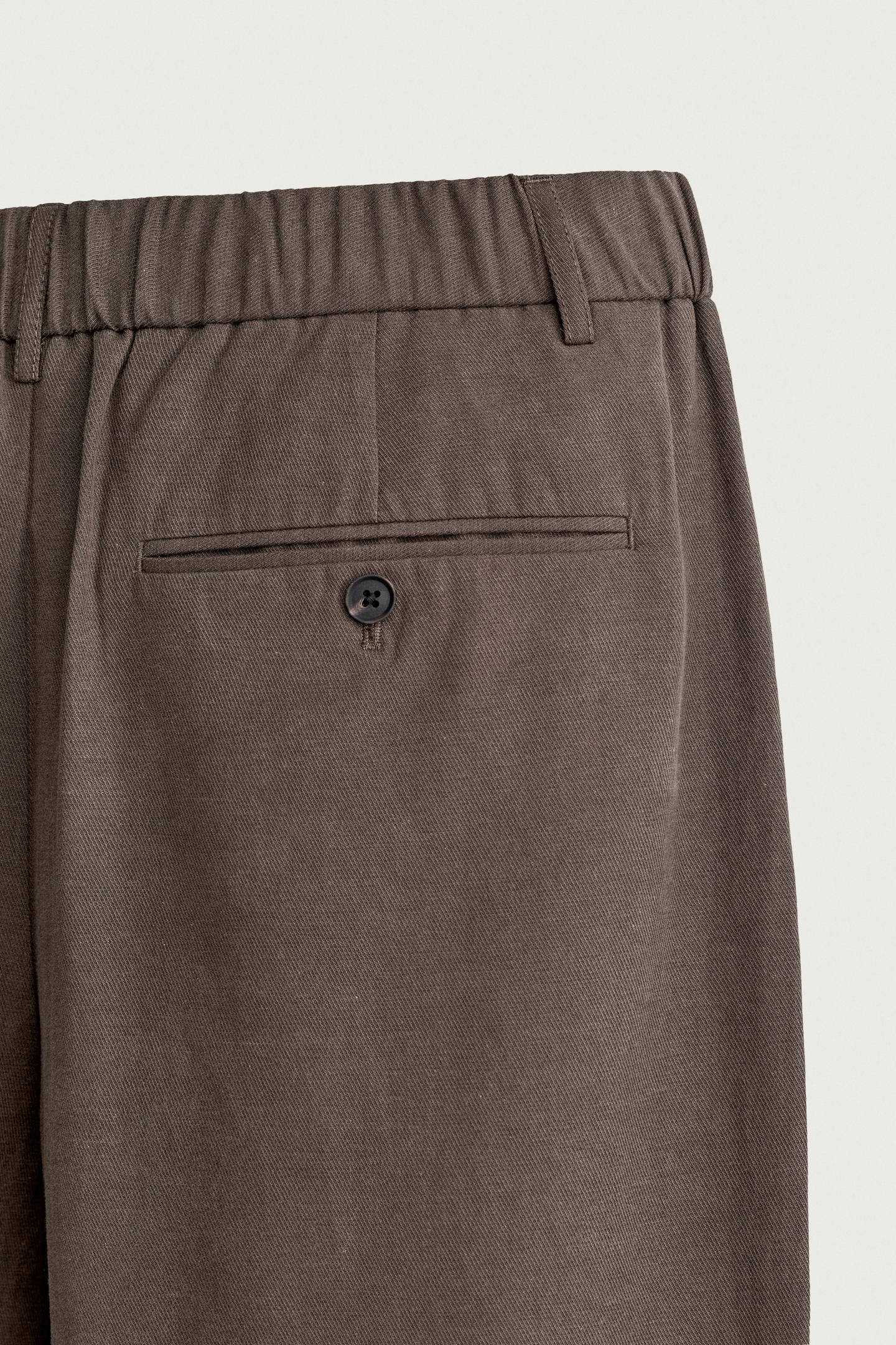 Мужские брюки Zara Relaxed Fit Pleated, цвет: Коричневый — фото 10