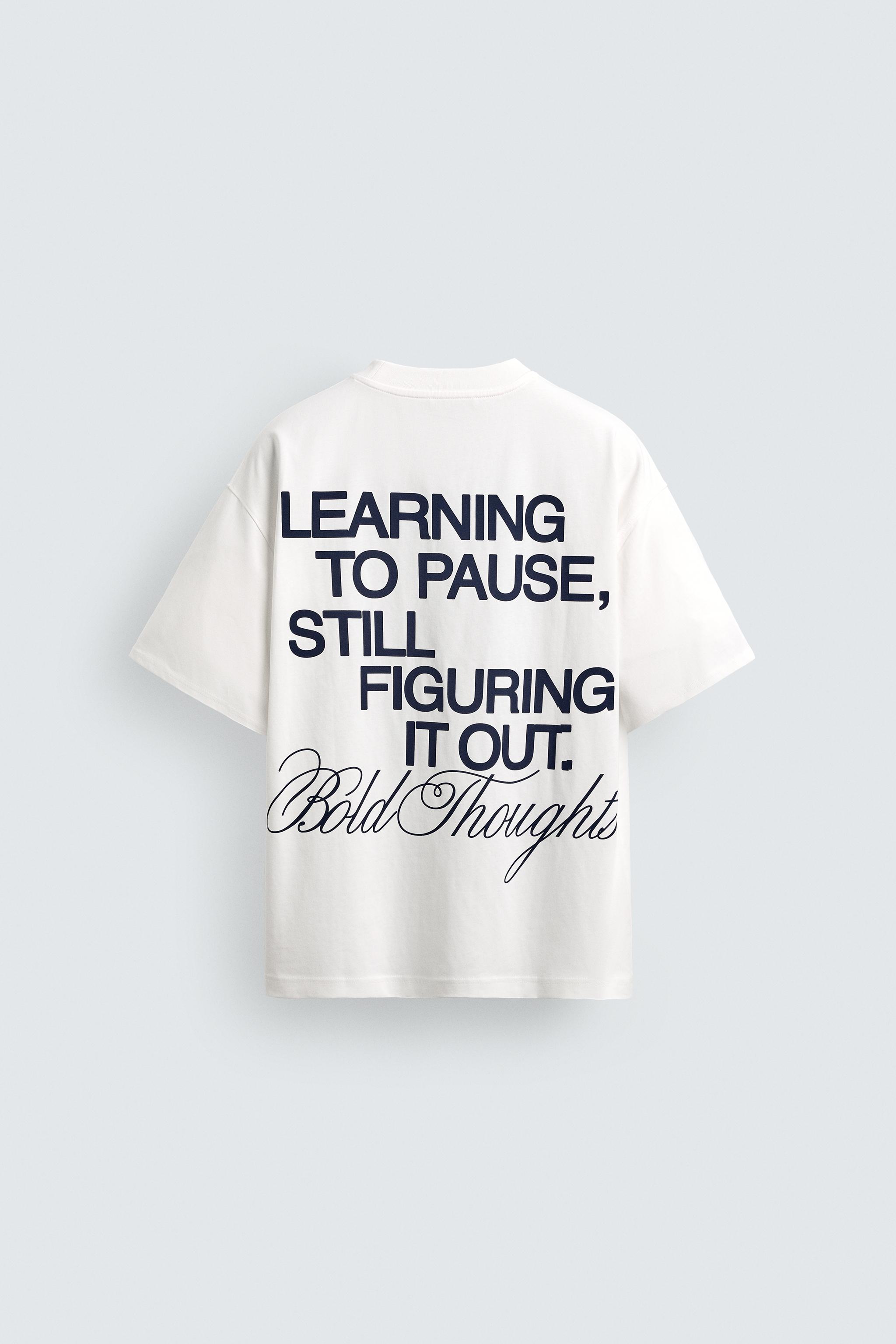 T-SHIRT À INSCRIPTIONS IMPRIMÉES EN CONTRASTE